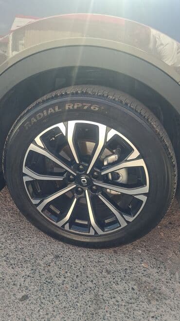 Changan 25ci il diskleri tekerlede sataram Uni Z disk tekeri ile lalafo.az -da Changan 25ci il diskleri tekerlede sataram Uni Z disk tekeri ile