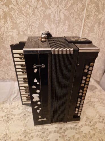 Royallar: Qarmon, Akustik, Yeni, Ünvandan götürmə, Ödənişli çatdırılma, Rayonlara çatdırılma lalafo.az -da — 4 Royallar: Qarmon, Akustik, Yeni, Ünvandan götürmə, Ödənişli çatdırılma, Rayonlara çatdırılma — 4