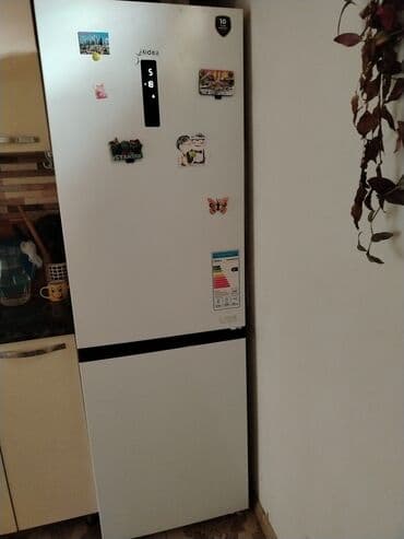 Yeni 2 qapılı Midea Soyuducu Satılır, rəng - Ağ, Təkərli lalafo.az -da Yeni 2 qapılı Midea Soyuducu Satılır, rəng - Ağ, Təkərli