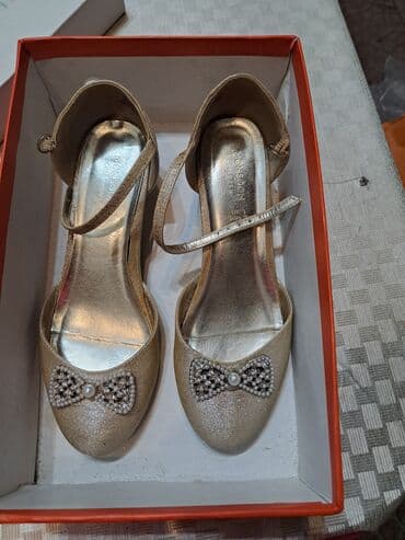 Tuflilər, Qız üçün, 15 lalafo.az -da Tuflilər, Qız üçün, 15