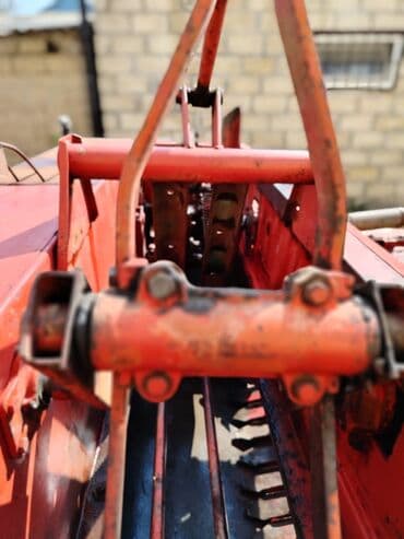 Сельхоз запчасти: Kənd təsərrüfatı üçün pres-press yığan qoşqu tipli texnika (saman/ot at lalafo.az — 4 Сельхоз запчасти: Kənd təsərrüfatı üçün pres-press yığan qoşqu tipli texnika (saman/ot — 4