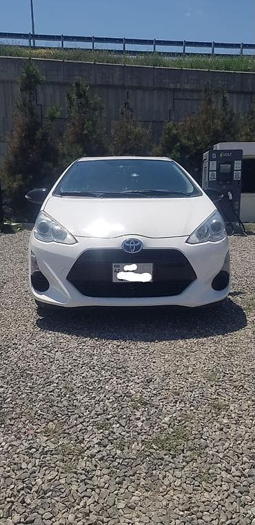 Toyota Aqua: 1.5 l | 2018 il Hetçbek lalafo.az -da Toyota Aqua: 1.5 l | 2018 il Hetçbek