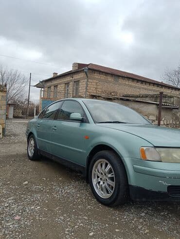 Volkswagen Passat: 1.8 l | Sedan lalafo.az -da Volkswagen Passat: 1.8 l | Sedan