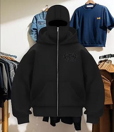 Шорты: Magaza qiyməti 35-37 manatdır Qara rəngli tam fermuarlı kapüşonlu at lalafo.az — 1 Шорты: Magaza qiyməti 35-37 manatdır Qara rəngli tam fermuarlı kapüşonlu — 1