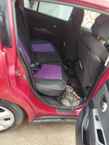 Nissan tida satlir əla vəziyyətdədir avtomobilinin salonu – tam daxili lalafo.az -da Nissan tida satlir əla vəziyyətdədir avtomobilinin salonu – tam daxili