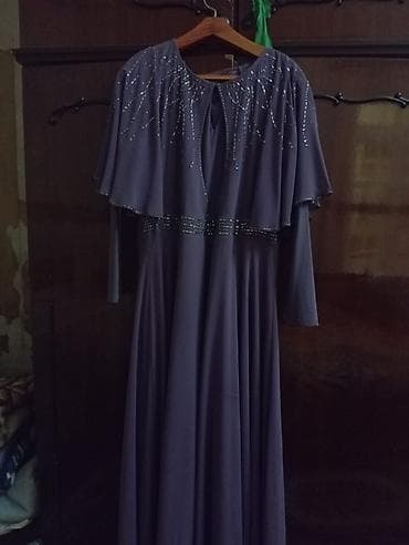 Bənövşəyi rəngdə zərif gecə/libas paltarı 300 azn alınıb - Model lalafo.az -da Bənövşəyi rəngdə zərif gecə/libas paltarı 300 azn alınıb - Model