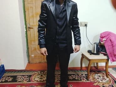 Şıq kişi kostyumu – 3 parçalı dəst - Rəng: tam qara - Parça lalafo.az -da Şıq kişi kostyumu – 3 parçalı dəst - Rəng: tam qara - Parça