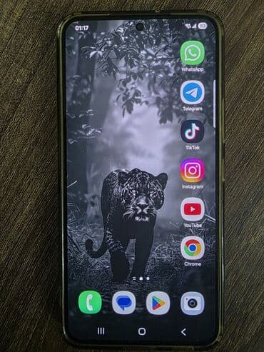 Samsung Galaxy S22, 256 GB, rəng - Qara, Barmaq izi, İki sim kartlı lalafo.az -da Samsung Galaxy S22, 256 GB, rəng - Qara, Barmaq izi, İki sim kartlı