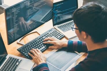 Professional proqramistlik uzre step IT akademiyani bitiren shexs lalafo.az -da Professional proqramistlik uzre step IT akademiyani bitiren shexs