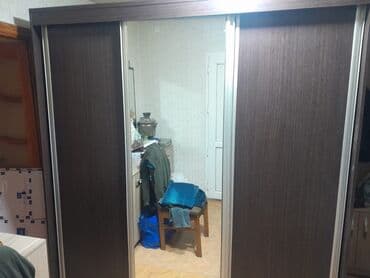 İşlənmiş, 3 qapılı Düz dolab, Qarderob, paltar dolabı lalafo.az -da İşlənmiş, 3 qapılı Düz dolab, Qarderob, paltar dolabı