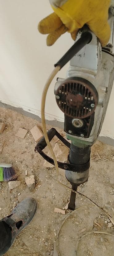 Ağır tip elektrikli betonqıran (demolition hammer) - Şəbəkə ilə at lalafo.az Ağır tip elektrikli betonqıran (demolition hammer) - Şəbəkə ilə
