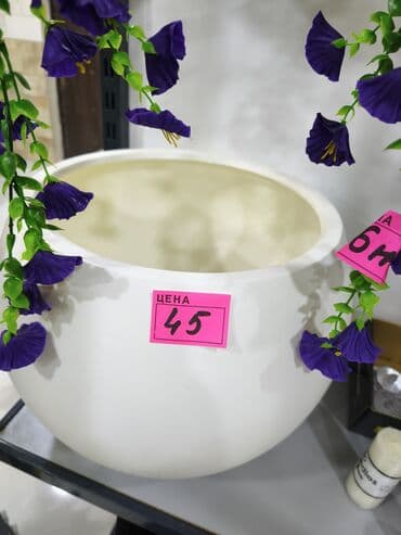 Ağ, dairəvi dekorativ çiçək qabı - Minimalist dizaynlı, böyük ölçülü lalafo.az -da Ağ, dairəvi dekorativ çiçək qabı - Minimalist dizaynlı, böyük ölçülü