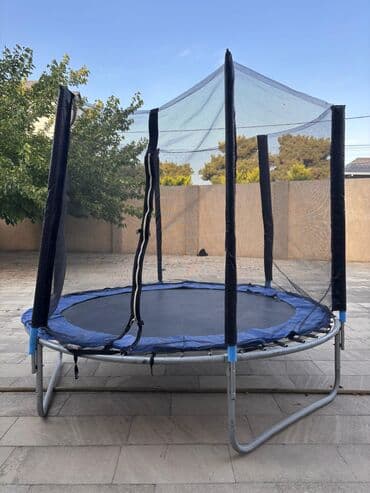 Batut.
Eni 2.4 metr
hündürlük 2.1metr.
ünvan Mərdəkan.
az işlənib at lalafo.az — 3 Batut.
Eni 2.4 metr
hündürlük 2.1metr.
ünvan Mərdəkan.
az işlənib — 3