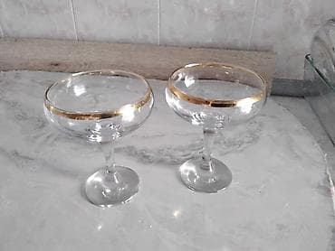 2ОДИНАКОВЫХ СТЕКЛЯННЫХ ДЕСЕРТНЫХ БОКАЛА С ЗОЛОТОЙ КАЙМОЙ watsapp 055 lalafo.az -da 2ОДИНАКОВЫХ СТЕКЛЯННЫХ ДЕСЕРТНЫХ БОКАЛА С ЗОЛОТОЙ КАЙМОЙ watsapp 055