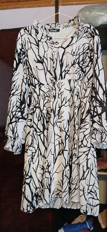 Вилки: Qara-ağ naxışlı qadın donu - Model: mini uzunluq, A-kəsim - Rəng və at lalafo.az — 1 Вилки: Qara-ağ naxışlı qadın donu - Model: mini uzunluq, A-kəsim - Rəng və — 1