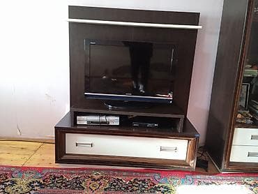 Düz TV altlığı, Polkalı, Taxtalı lalafo.az -da — 1 Düz TV altlığı, Polkalı, Taxtalı — 1