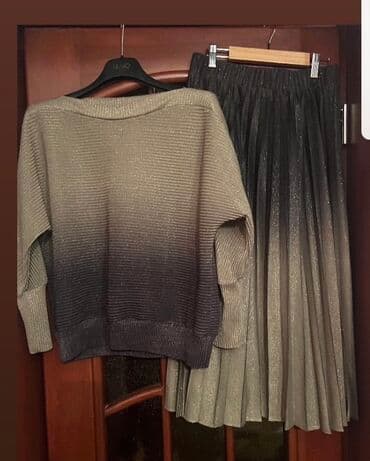 Yeni kimi bir defe geyinilib L razmer xarici brend Qadın geyim dəsti lalafo.az -da Yeni kimi bir defe geyinilib L razmer xarici brend Qadın geyim dəsti